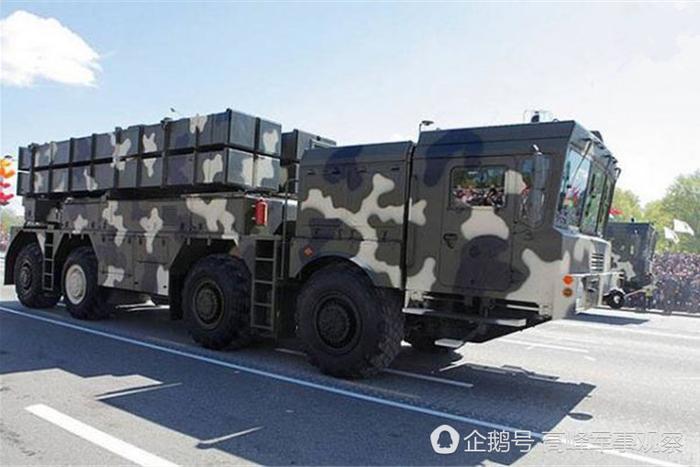 在中国A200火箭炮基础上联合研制的波罗乃兹火箭炮