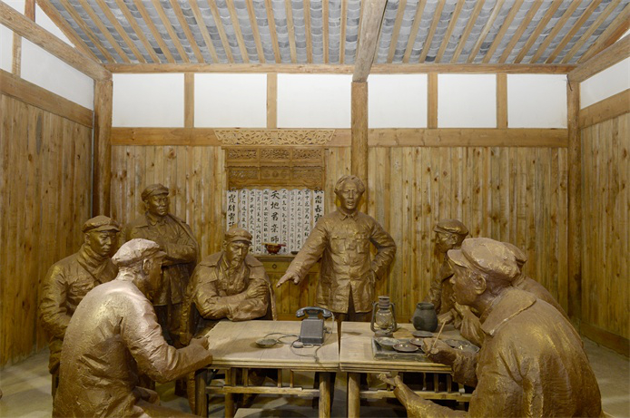 苟坝会议场景塑像.png