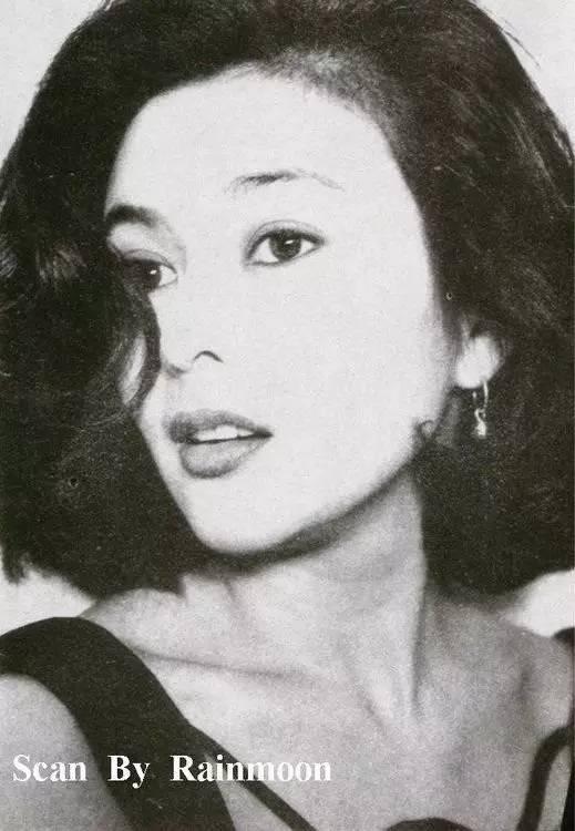 本无岁月需回头，伊人传奇关之琳！