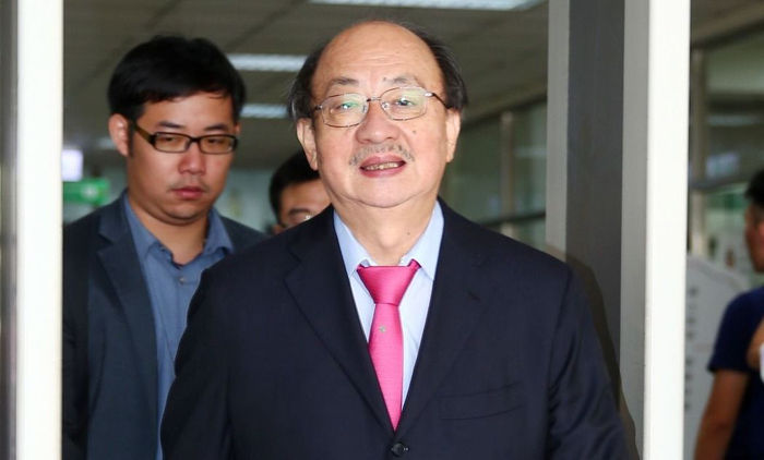 马英九官司缠身陈水扁轻松趴趴走,台湾法律真的是个屁?