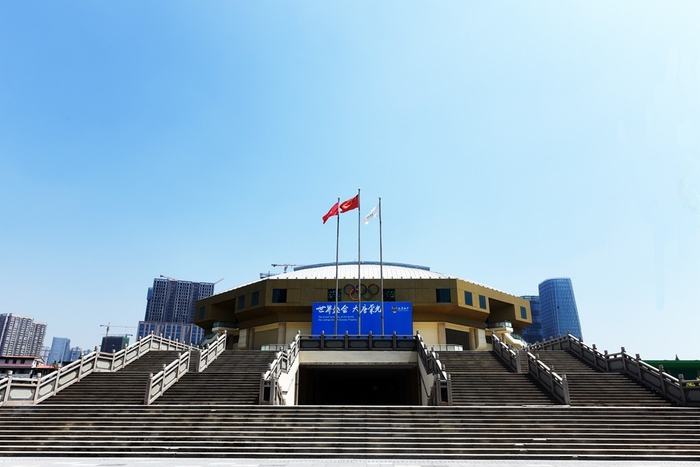 广场主场馆.jpg