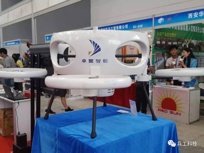 图注:卓翼职能公司研制的天枢-100H型系留式无人机平台所使用的涵道式无人机