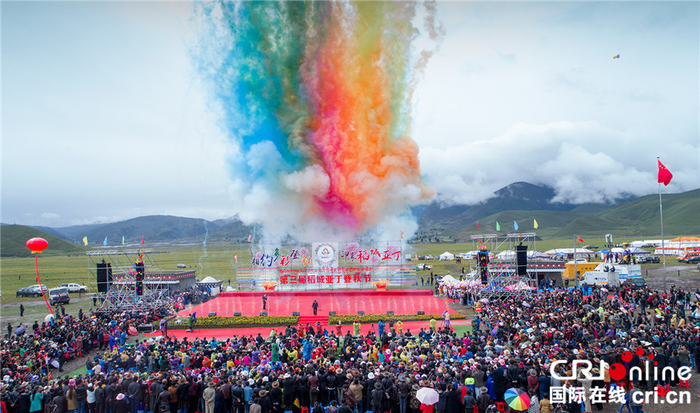 【通稿 景区节会图 焦点图】“相约圣洁甘孜·畅游自驾天堂”2017四川甘孜山地旅游节在稻城亚丁盛大开幕
