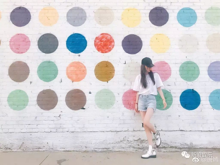 唐嫣和刘亦菲说你们这样拍照太土了!!