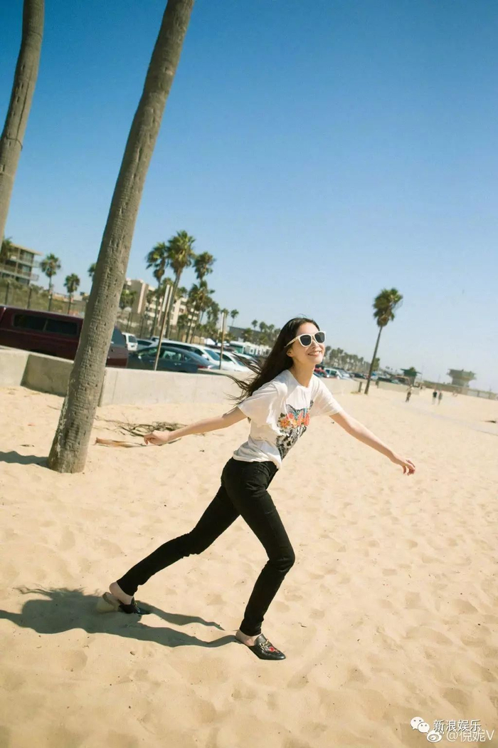 唐嫣和刘亦菲说你们这样拍照太土了!!