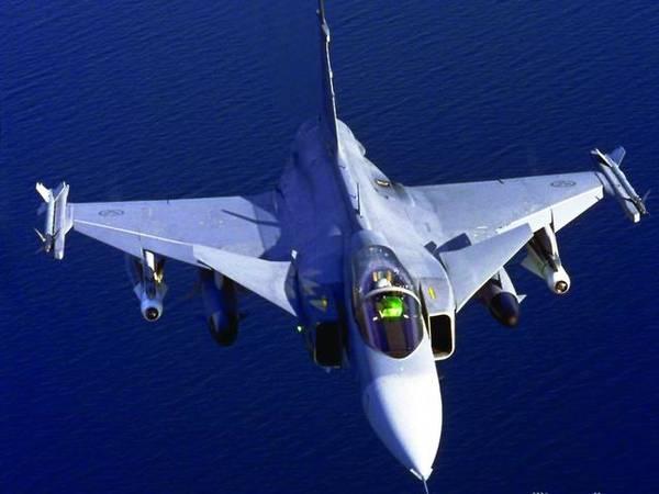 JAS 39 鹰狮