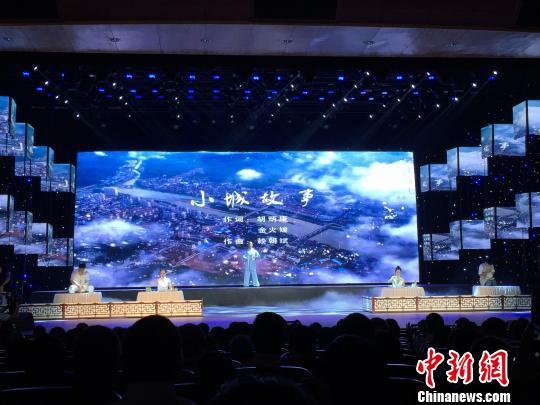 龙泉剑瓷技艺展示 毛维佳 摄