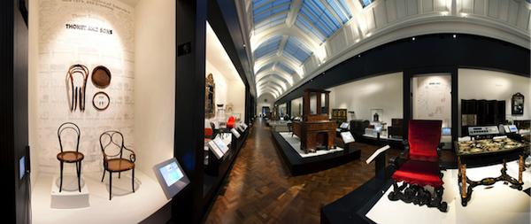 V&A的家具展厅,展示15世纪至今的家具设计