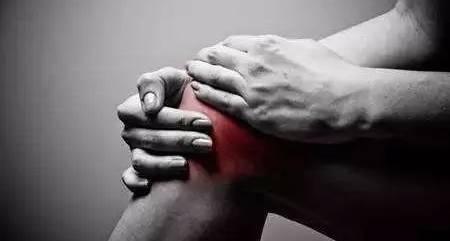 跑步导致膝盖损伤，如何恢复和预防？
