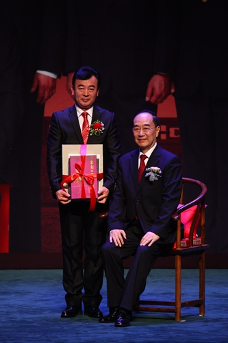 张尧与叶少兰先生合影。摄影 李锋
