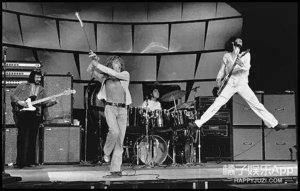 The Who：砸琴鼻祖、摇滚演出史上现场音量最大的乐队