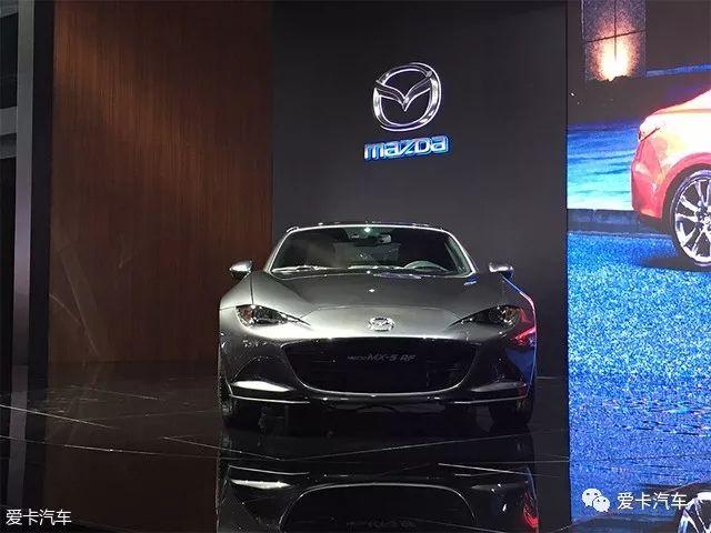 马自达全新MX-5 RF开启预售，价格33.9万元，限量500台！