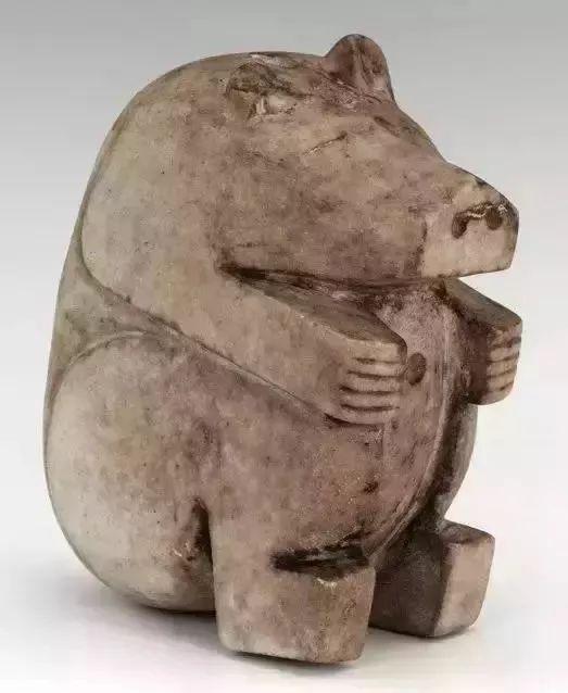 商代石雕熊,高11.4cm,是不是很萌萌哒