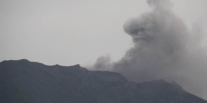 火山爆发免费在线观看 w700h350z1l10t10b71.jpg