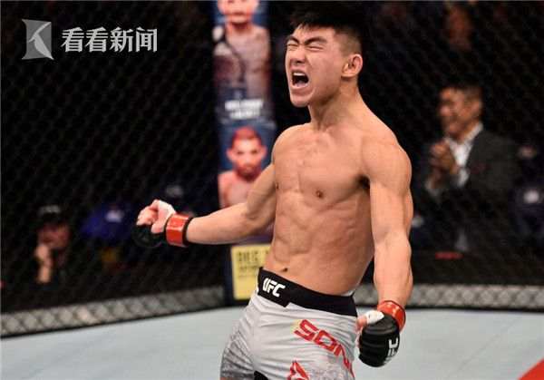 19岁中国小将宋亚东旗开得胜,开场四分钟KO对手