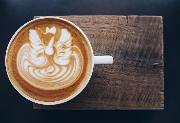 东阿阿胶跨界出咖啡，“驴皮咖啡”喝得?喝不得?