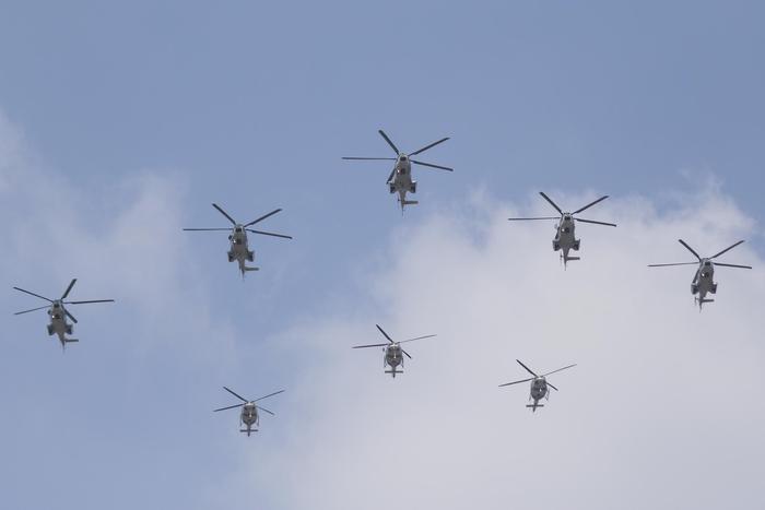 墨西哥举行阅兵庆祝独立日