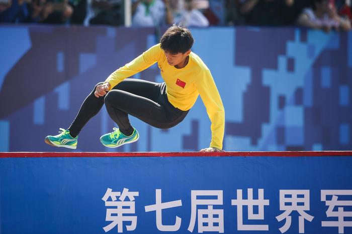 生日当天登上世界冠军领奖台——记军运会军事五项女子个人全能冠军卢嫔嫔