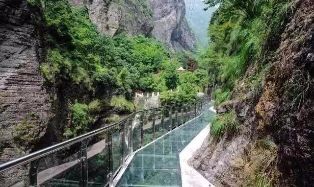 天青色等烟雨，而雁荡山在等你