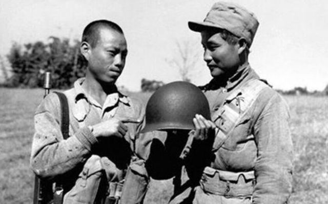 抗日剧中钢盔“烂大街”，真实历史上，什么部队才用得起？