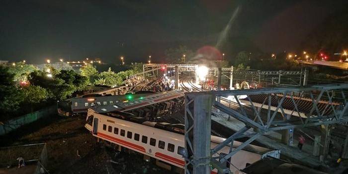 台湾台铁事故致日本制造商股价大跌 台湾高铁