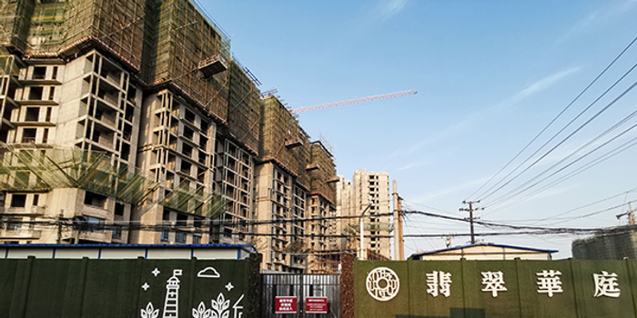 衡水工地11死2伤续:周边多个工地停工 工人离