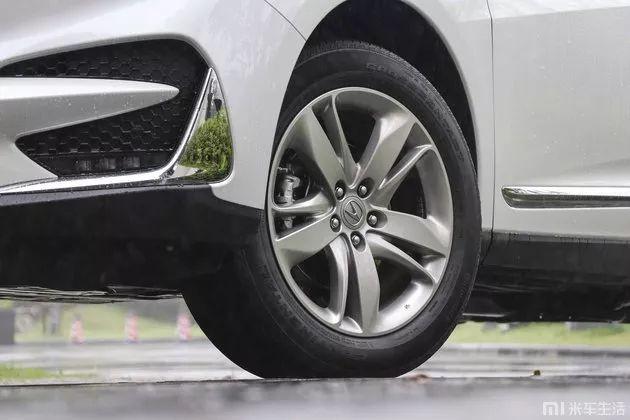 10速变速箱省油动力强，这款美国畅销豪华SUV终于国产，竞争奥迪Q5L宝马X3！