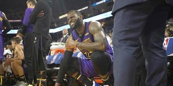 詹姆斯伤情结果公布最新 w700h350z1l10t10c0d.jpg