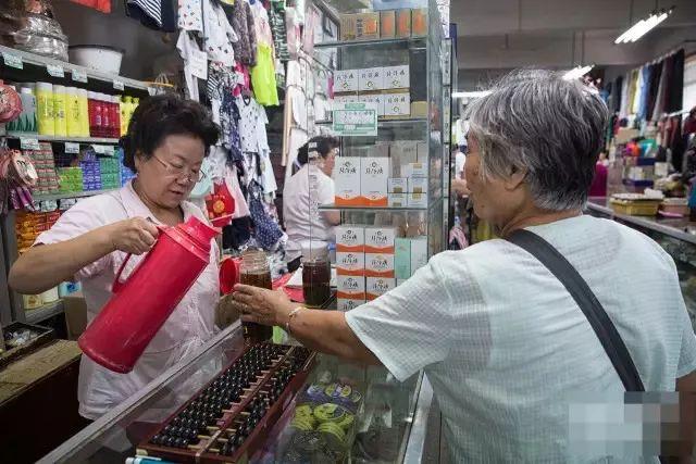 真没想到！如今北京依然有老百货商店！