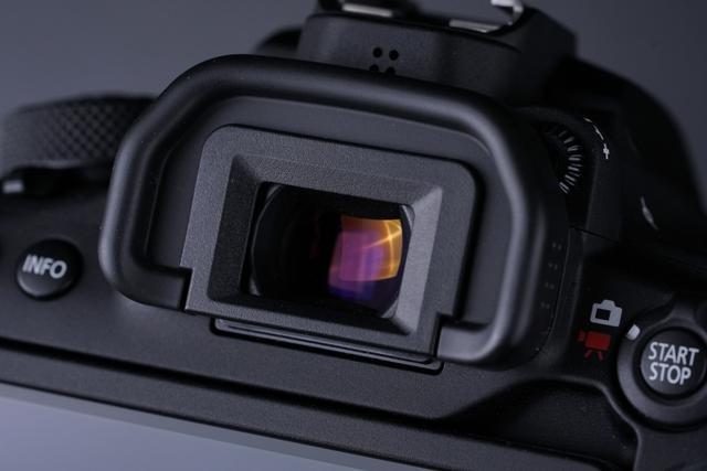 高像素高捕捉力的专业体验 佳能EOS 90D评测