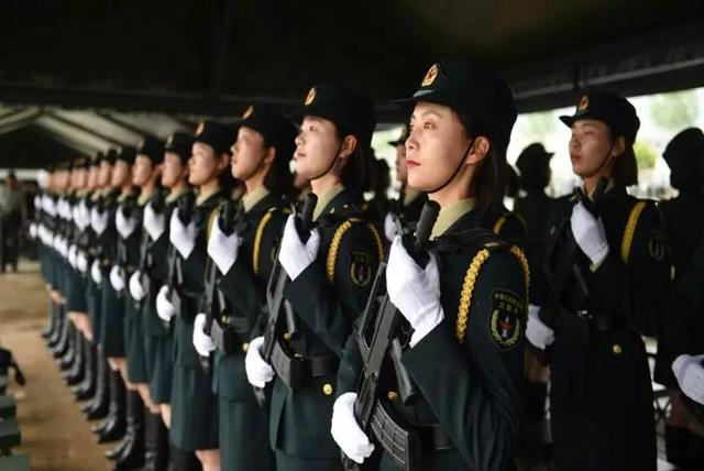 砺剑春秋 | 新时代女兵最美的样子