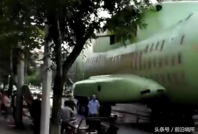 新型飞机