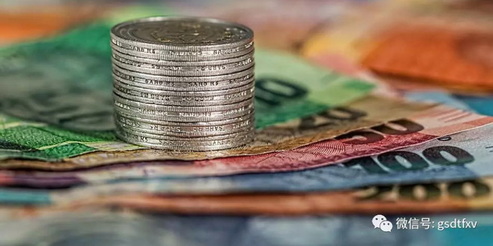 股市震荡 盘点中欧诺安富国等抗跌基金