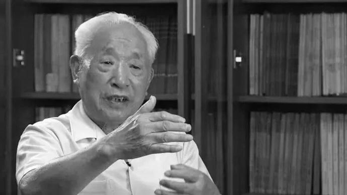 著名考古学家黄展岳逝世，享年93岁