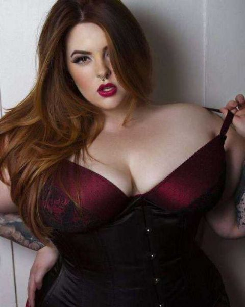 240斤美国肥妞成为名模, 婚姻事业双丰收