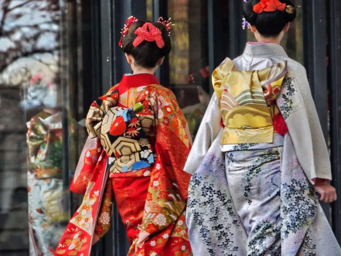 穿和服，要美得正确且惊心动魄（收藏这一篇全搞定）