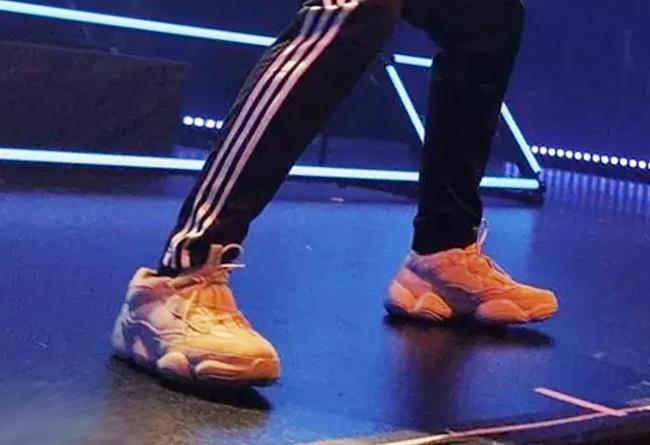 Drake hot sale yeezy 500