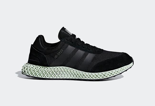 4D 跑鞋全新配色！纯黑adidas Futurecraft 4D-5923 即将发售