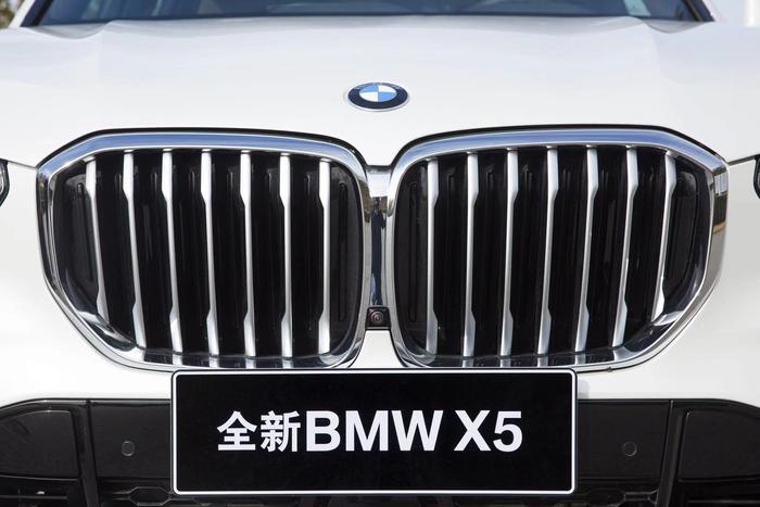 打造豪华中大型SUV级别全新标杆 全新BMW X5上市