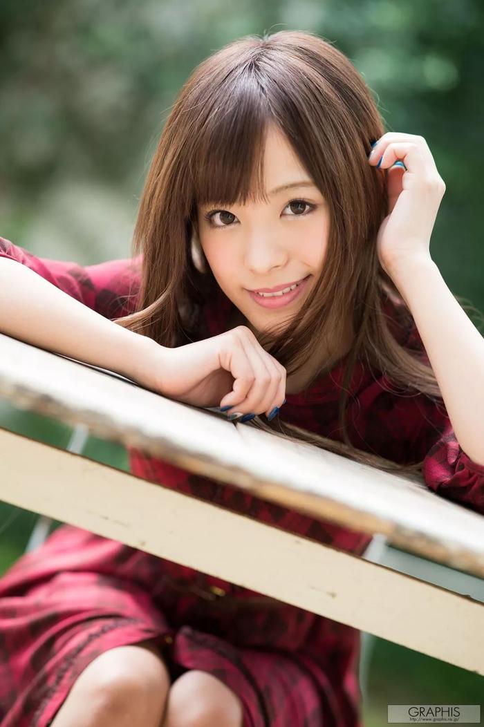 写真 | 桃乃木香奈『 Dazzling fruit 』