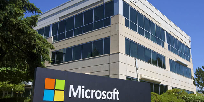 鹅知道 | 云业务转型成功是微软市值破万亿美元