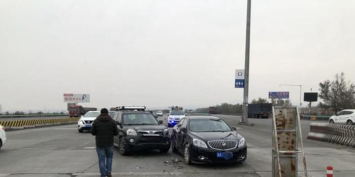 收费站视频完整版 w700h350z1l10t104b9.jpg