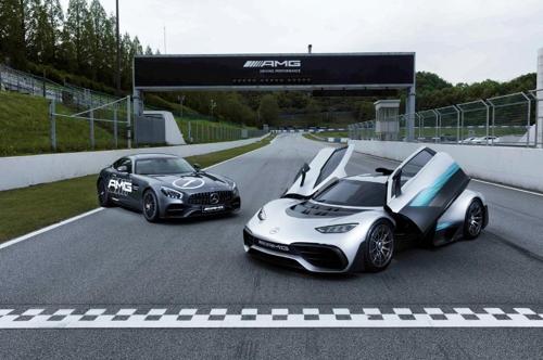 奔驰开通全球首条AMG专用赛道 推广高性能车