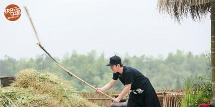 《向往的生活》黄渤亮相蘑菇屋 何炅与黄磊共