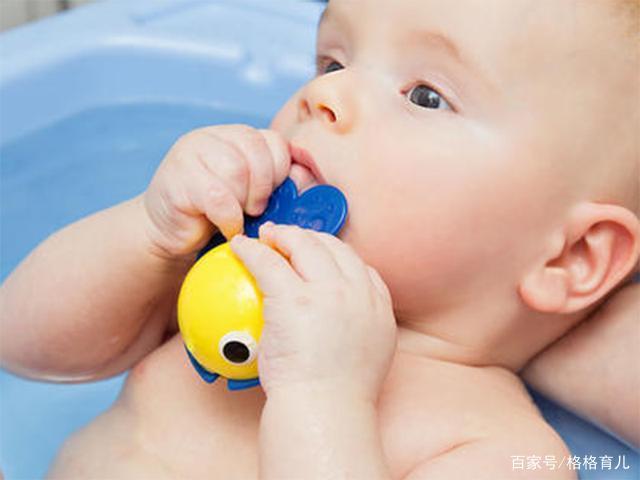 宝宝这样洗澡，可能会丧失“生育能力”！很多宝妈还在做