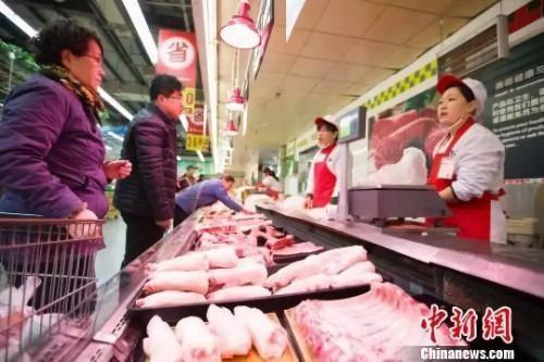 发改委：及时采取调控措施 促进猪肉等价格稳定