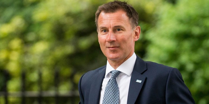 杰里米·亨特担任英国新外交大臣 系中国洋女