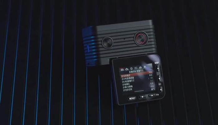 配备翻转屏支持4K视频录制 索尼迷你黑卡RX0 II评测