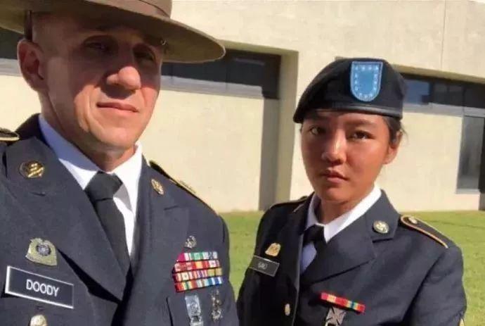假结婚，双国籍…25岁深圳女孩加入美军的真实内幕曝光