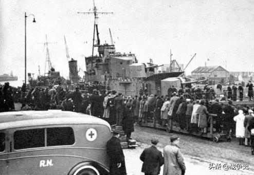 二战英国海军也有特种作战？成功奇袭德军监狱船，德国竖碑怒斥